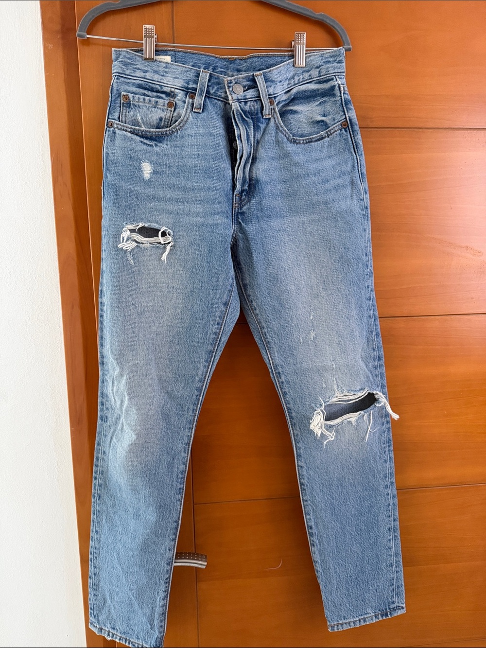 Levi’s 501 High-Rise Distressed Light Blue Denim Jeans